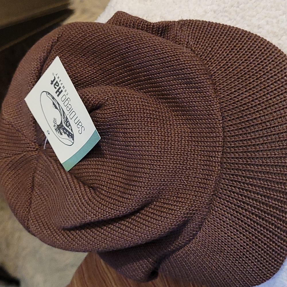 Hat - Picture 2 of 3